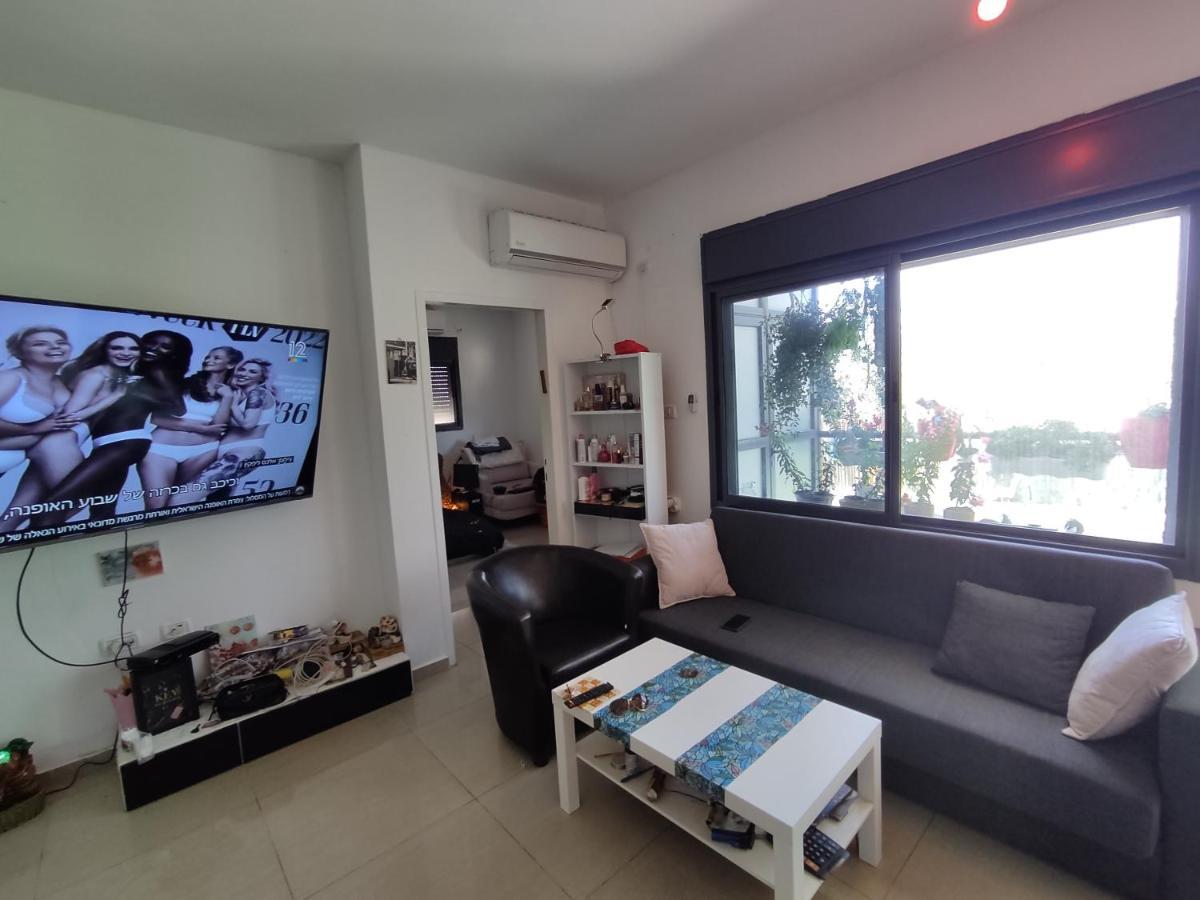Family Master Nahariya Exterior foto